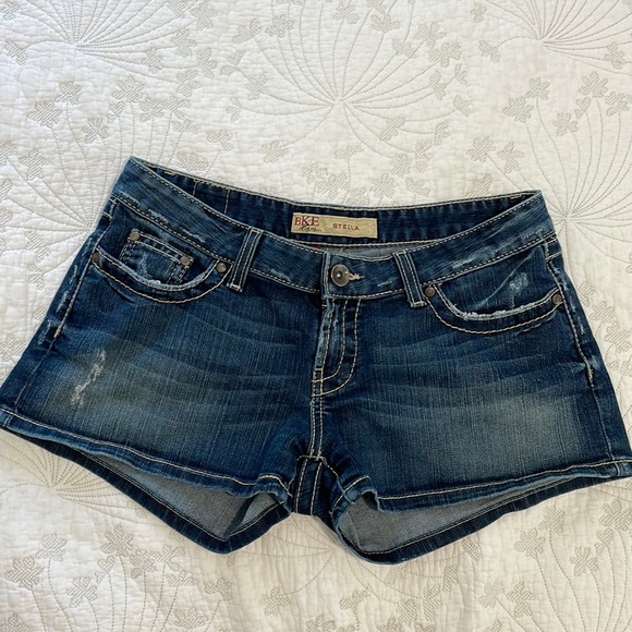 Buckle Pants - BKE Stella shorts